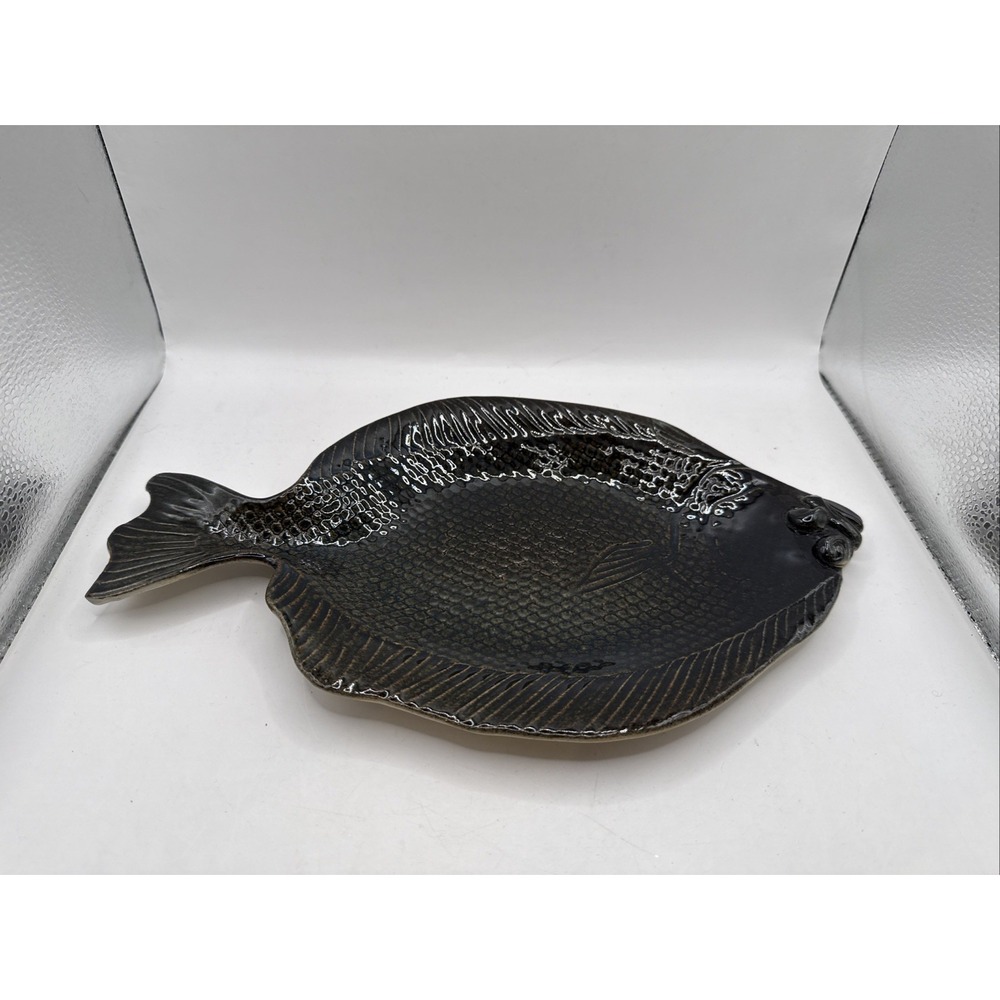 Rosalie Nadeau Glazed Art Pottery Fish Plate 13x7" Flounder Cape Cod Artist 6